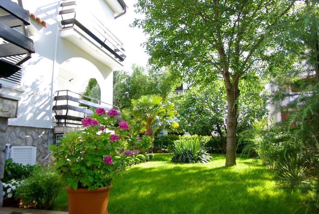 Apartments Bella Vita 1 Malinska Eksteriør bilde